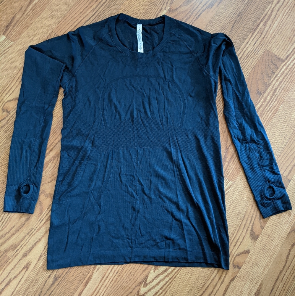 Lululemon Long Sleeved Swiftly Tech Navy Size 12